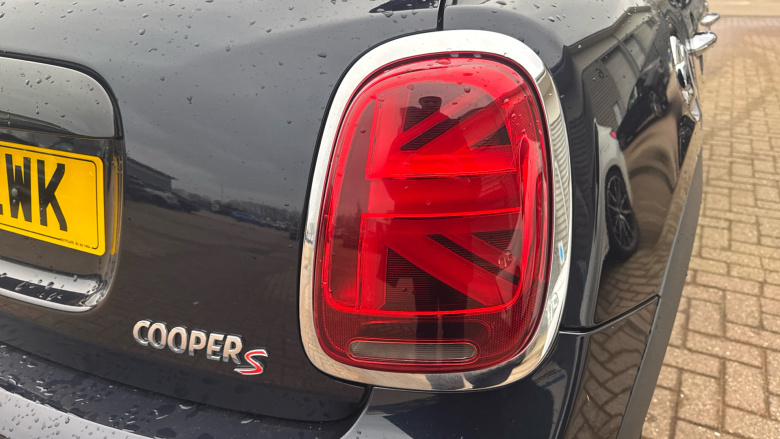 MINI Hatchback 2.0 Cooper S Exclusive 5dr Auto Petrol Hatchback